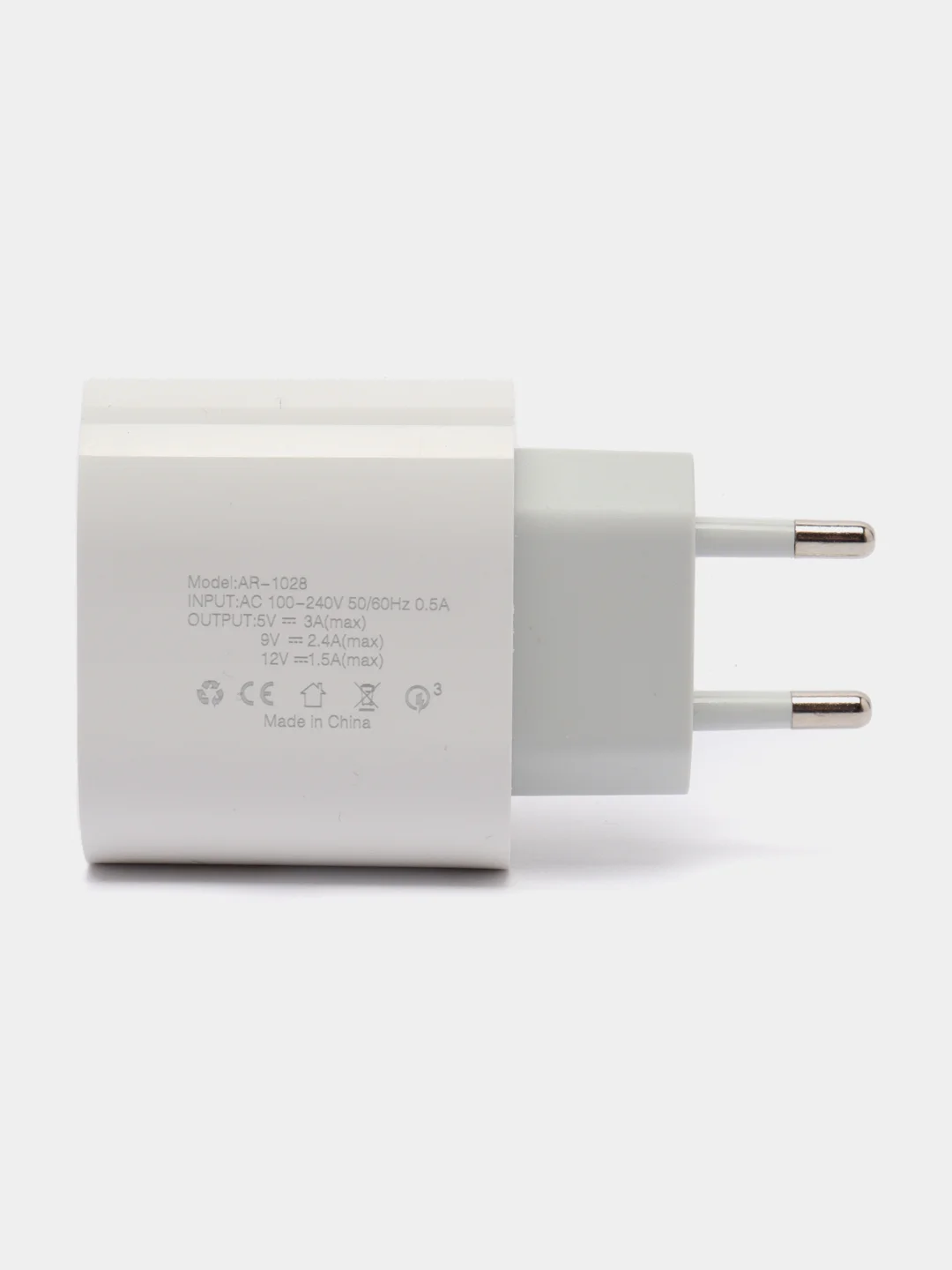 Белый зарядноe устройство Type-C/USB 20W