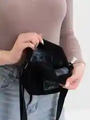 Черный сумка на Новый год через плечо