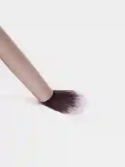 Двусторонняя кисточка для век 2 в 1