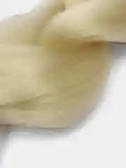 Бежевый канекалон для плетения