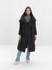 Черный пуховик из утиного пуха