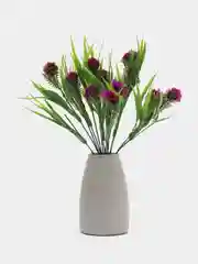 Фиолетовый искусственные цветы осока, трава, зелень с розочками, камелиями