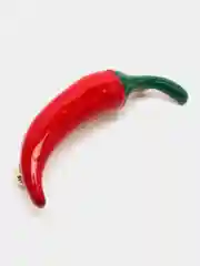 Алый брошь "Красный перец"