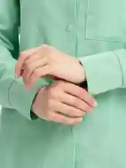 Салатовый рубашка женская