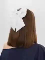 Школьный бант для волос на заколке
