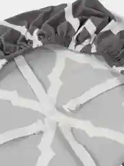 Угольный чехол на офисное кресло с узором