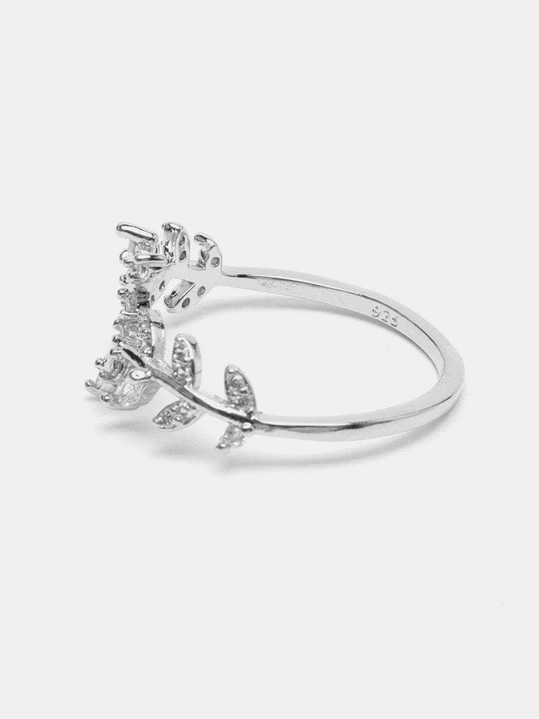 Серебряный кольцо женское