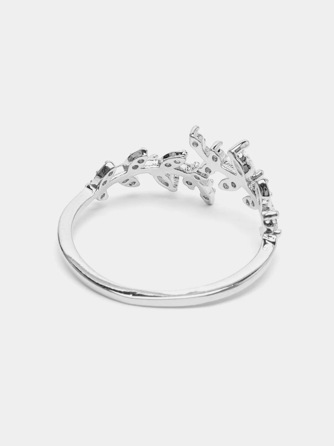 Серебряный кольцо женское