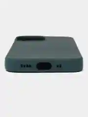 Зеленый силиконовый чехол для iPhone 13 Mini