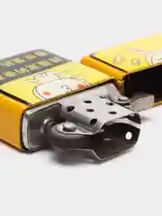 Светло-оранжевый зажигалка бензиновая в стиле "Zippo" с лазерной гравировкой