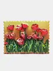 Алый магнит декоративный