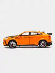Оранжевый модель автомобиля Lamborghini Urus дым/свет/звук
