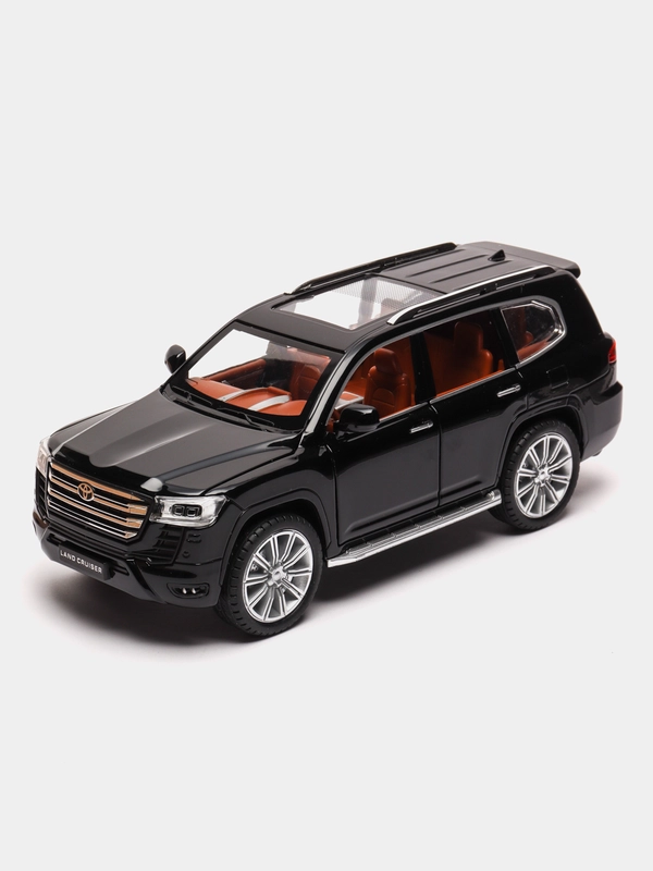 Модель автомобиля Toyota Land Cruiser 300