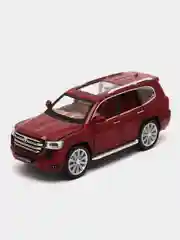 Красный модель автомобиля Toyota Land Cruiser 300