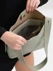 Ледяной женская сумка из натуральной кожи
