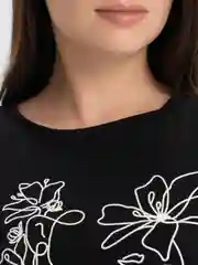 Черный футболка женская, с печатью