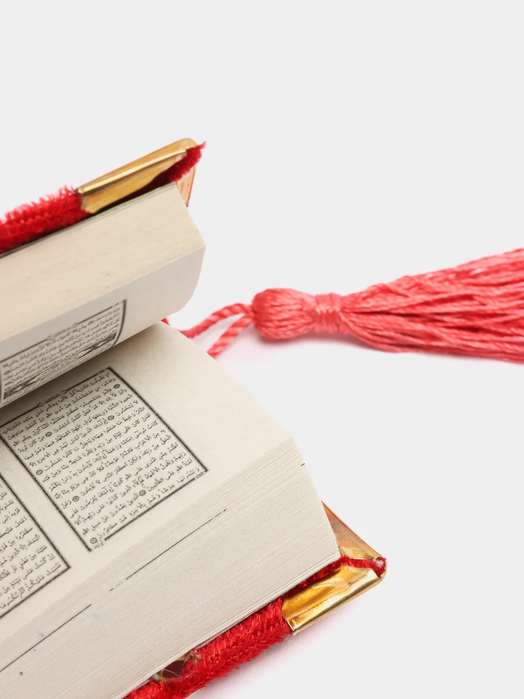 Красный подвеска книга КОРАН.