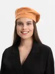Карамельный классический берет