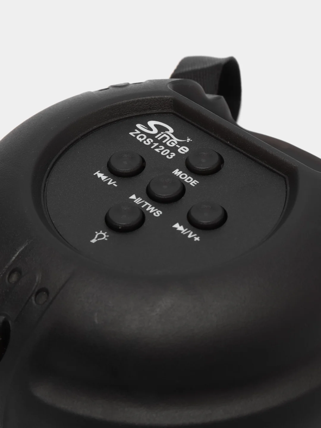 Красный колонка bluetooth портативная световая беспроводная с цветомузыкой