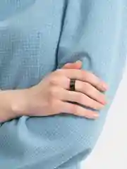 Черный кольцо стальное, вращающееся, 8 мм