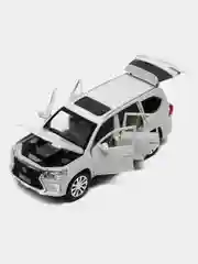 Белый модель автомобиля Lexus/Лексус 570 свет/звук