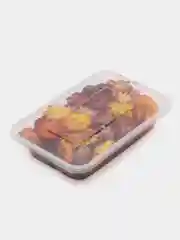 Конфетный сухоцветы в контейнере