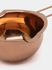 Розовый ковш для плавления