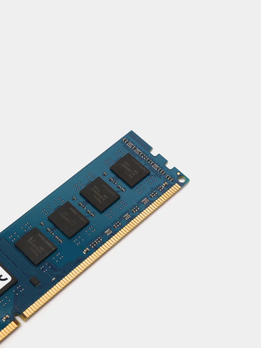 Оперативная память для компьютера Hynix DDR3, 4 Гб, 1600 MHz, DIMM PC3-12800U 1x4 ГБ