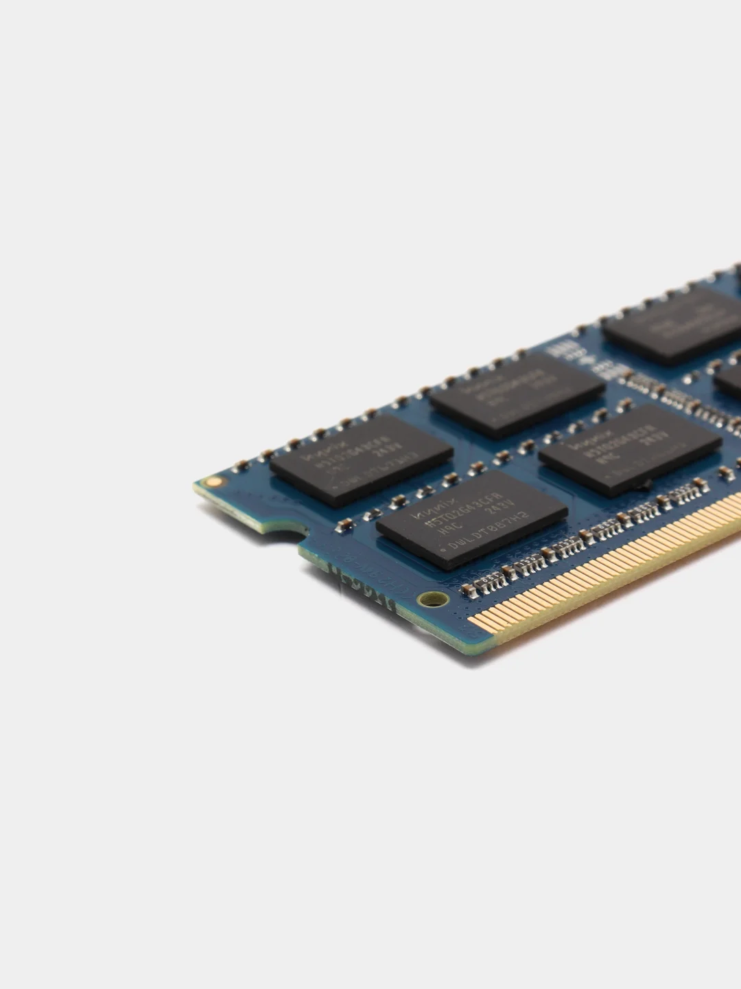 Оперативная память Hynix DDR3L 4 Гб 1600 MHz SO-DIMM PC3L-12800U, для ноутбука