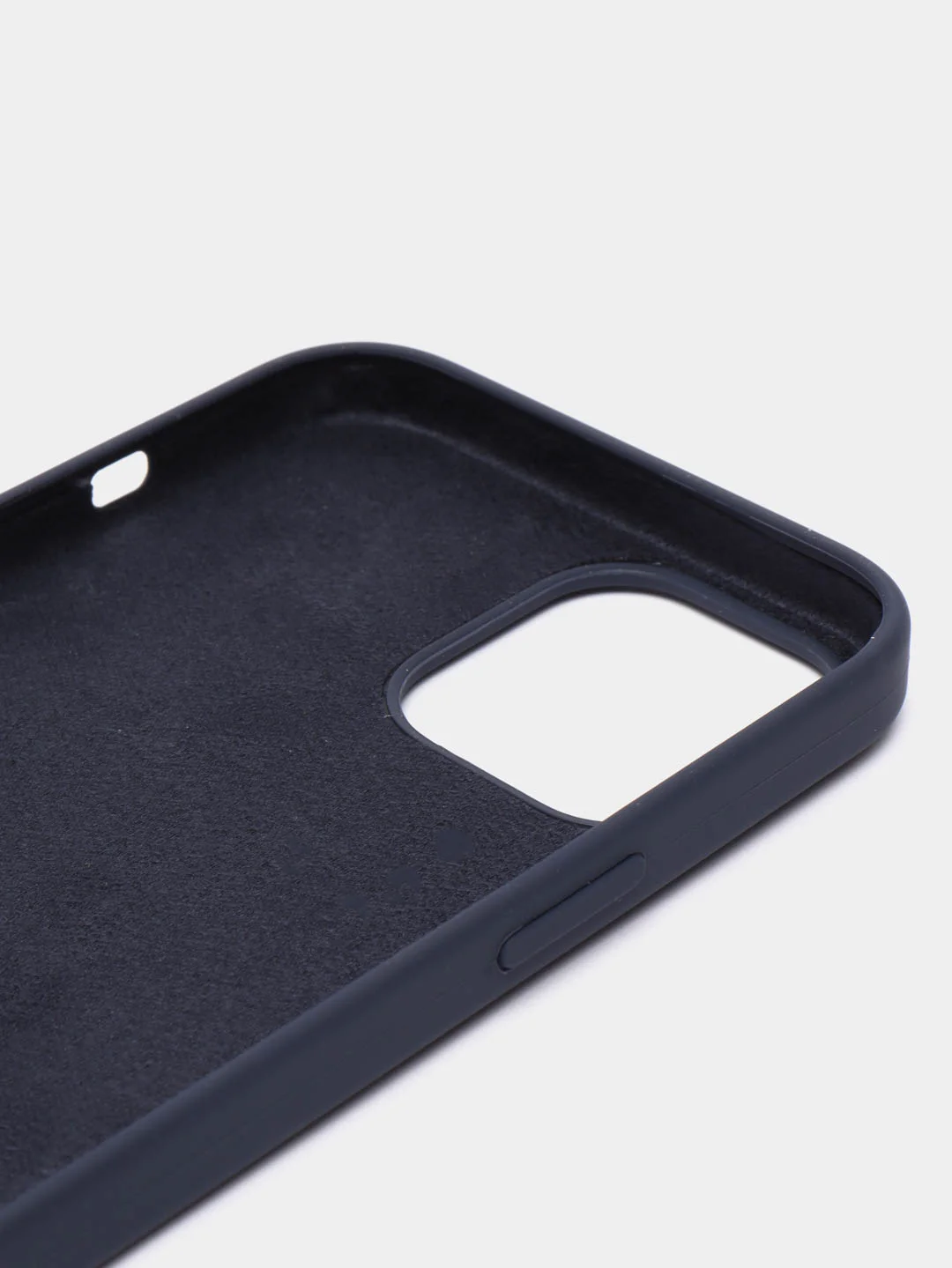 Угольный чехол на iPhone X / XS, 11, 12 / 12 Pro, 12 Pro Max, 13, 13 Pro, 13 Pro Max
