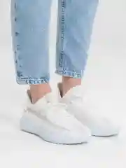 Белый кроссовки женские