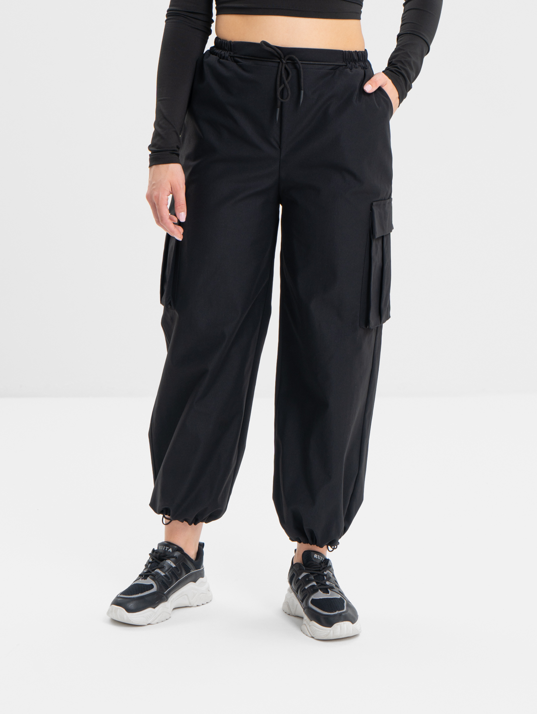 Женские брюки карго джогеры, летние трубы широкие, с накладными карманамикупить по цене 1054 ₽ в интернет-магазине KazanExpress