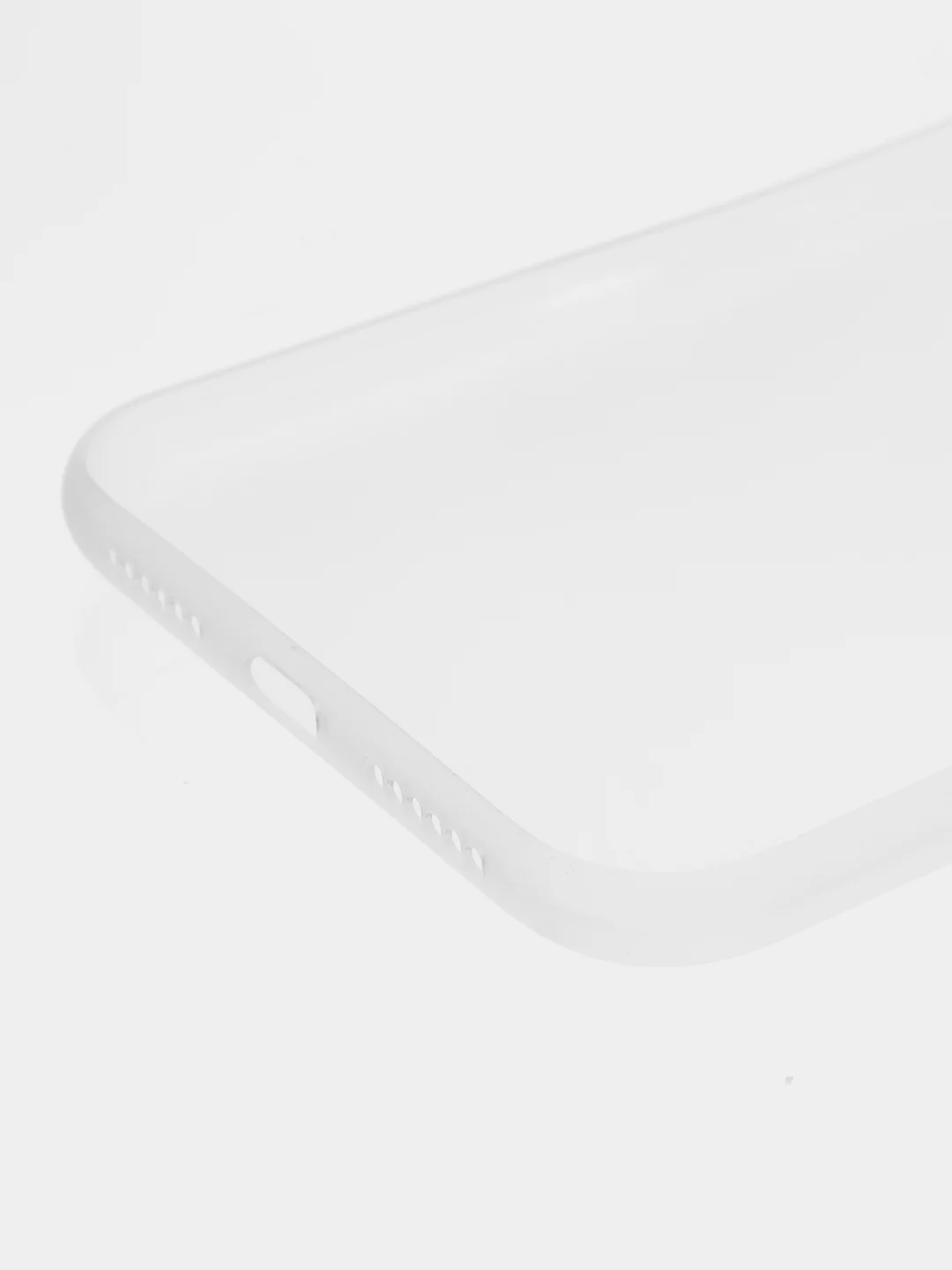 Белый чехол на iPhone 6, 6S, 7, 8, SE 2020, 7 Plus, 8 Plus, X, XS, XS Max, XR, 11, 11 Pro, 11 Pro Max, 12