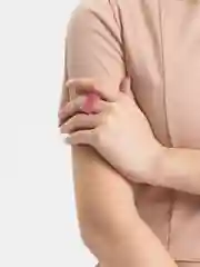 Вишнёвый массивные женские кольца