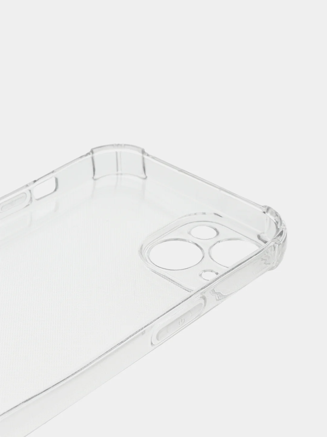 Прозрачный чехол на iPhone 14