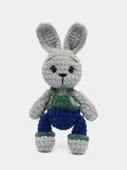 Вязаная игрушка Амигуруми Зайка