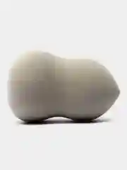 Белый спонж для макияжа