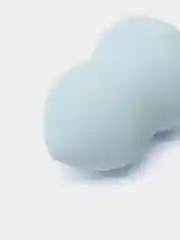 Голубой спонж для макияжа