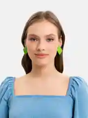 Зеленый квадратные серьги, цветные, матовые / Женские серьги