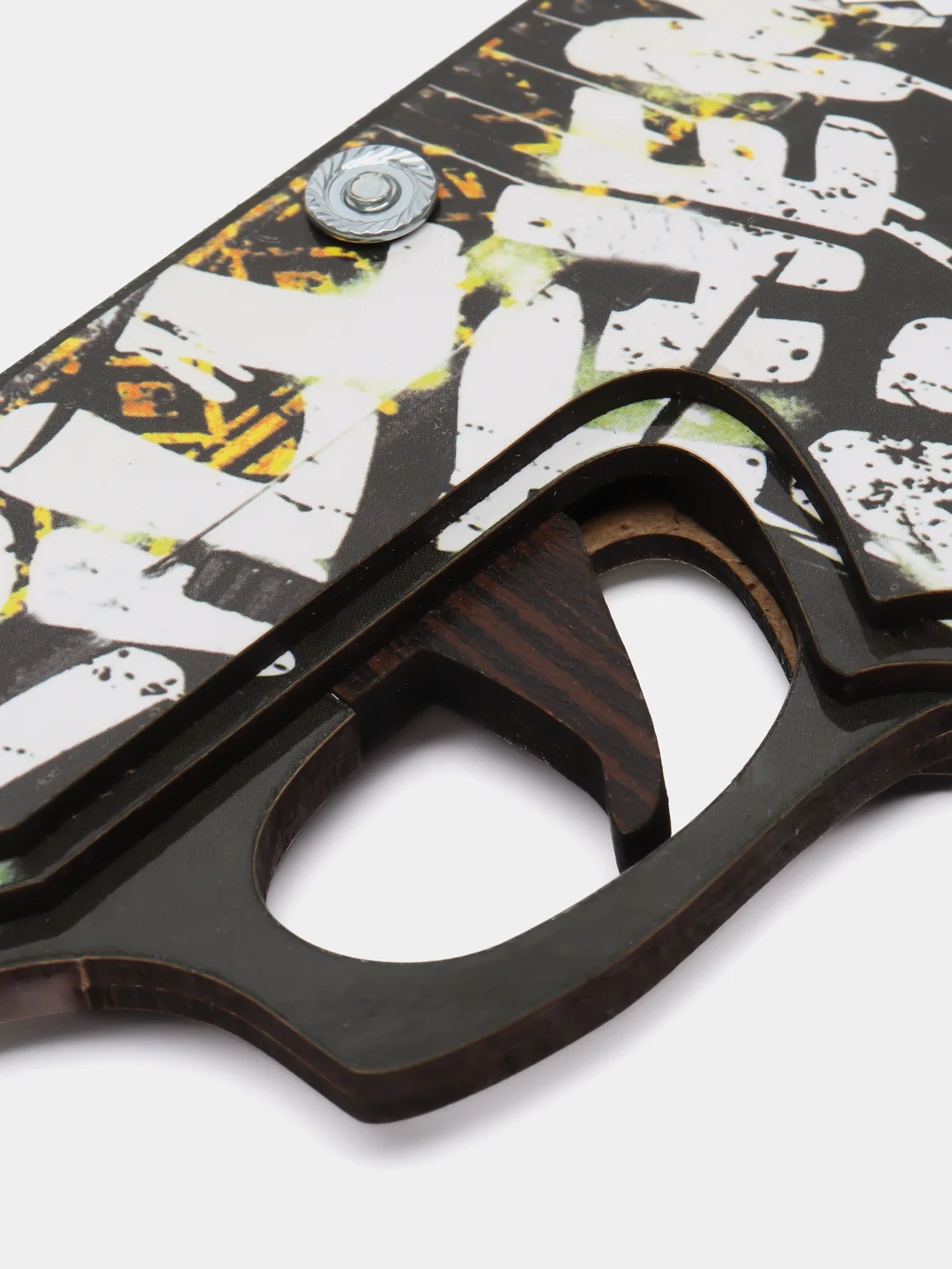 Бордовый пистолет резинкострел из игры CS GO, деревянный