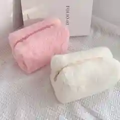 Косметичка пушистая женская, меховая, плюшевая, дорожная косметичка, 3 цвета
