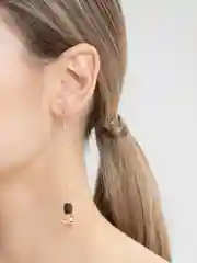 Белый серьги-подвески с сердечком