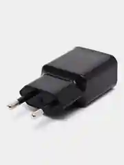Черный блок питания, 2 USB входа, сетевое зарядное устройство