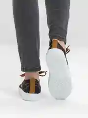Коричневый кеды женские