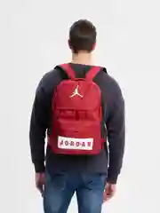 Красный рюкзак спортивный