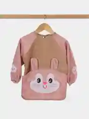 Розовый нагрудник для детского творчества