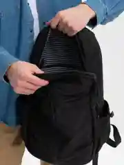 Черный рюкзак спортивный, подростковый, с зарядкой USB