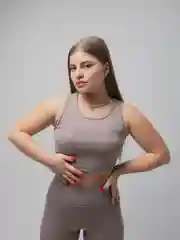 Бежевый майка топ женский