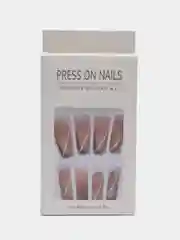 Накладные ногти с дизайном и клеем