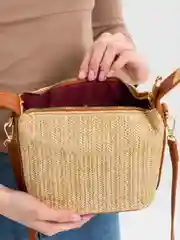 Коричневый сумочка женская. Сумка соломенная